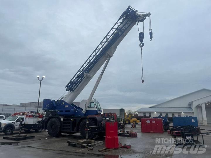 Tadano GR-1000XL RT-nosturit