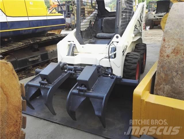 Bobcat S 250 Liukuohjatut kuormaajat
