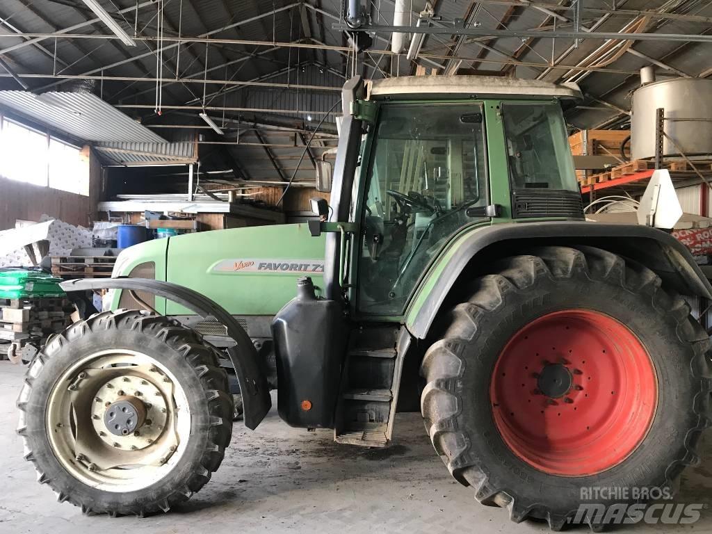 Fendt 716 Traktorit