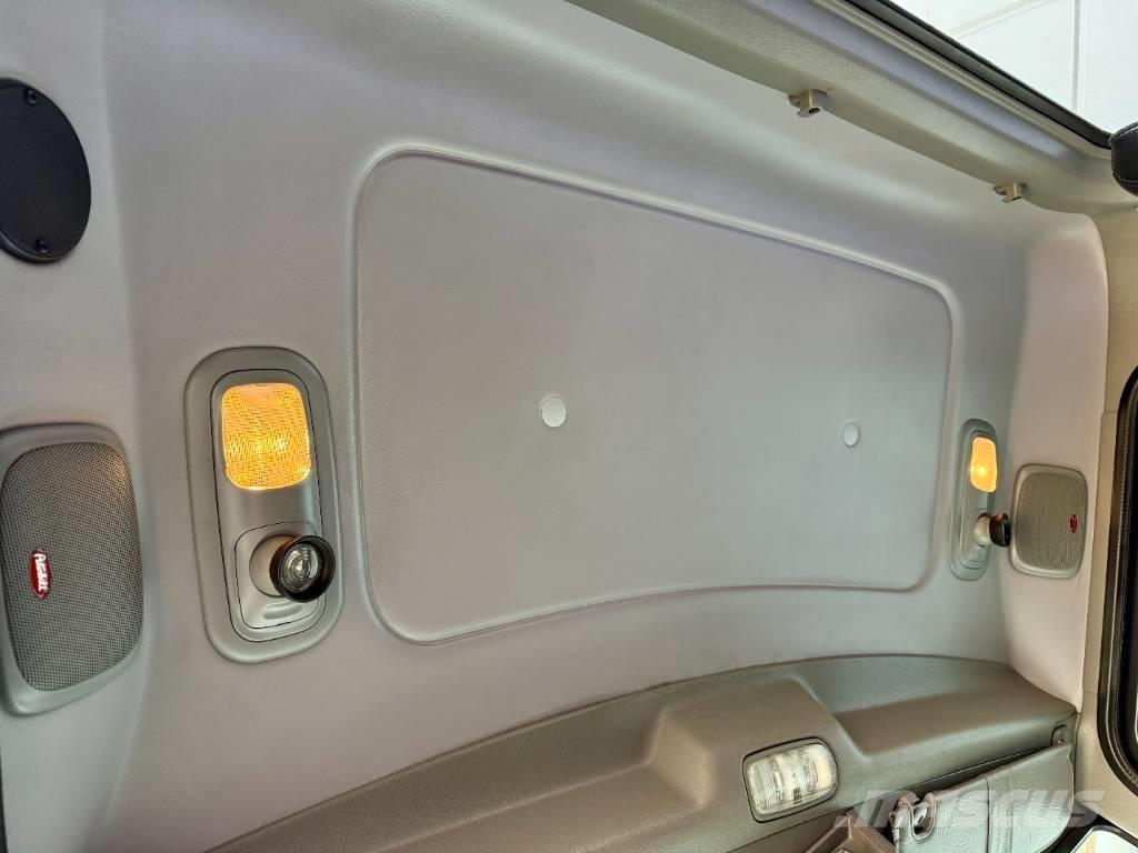 Peterbilt 389 Vetopöytäautot