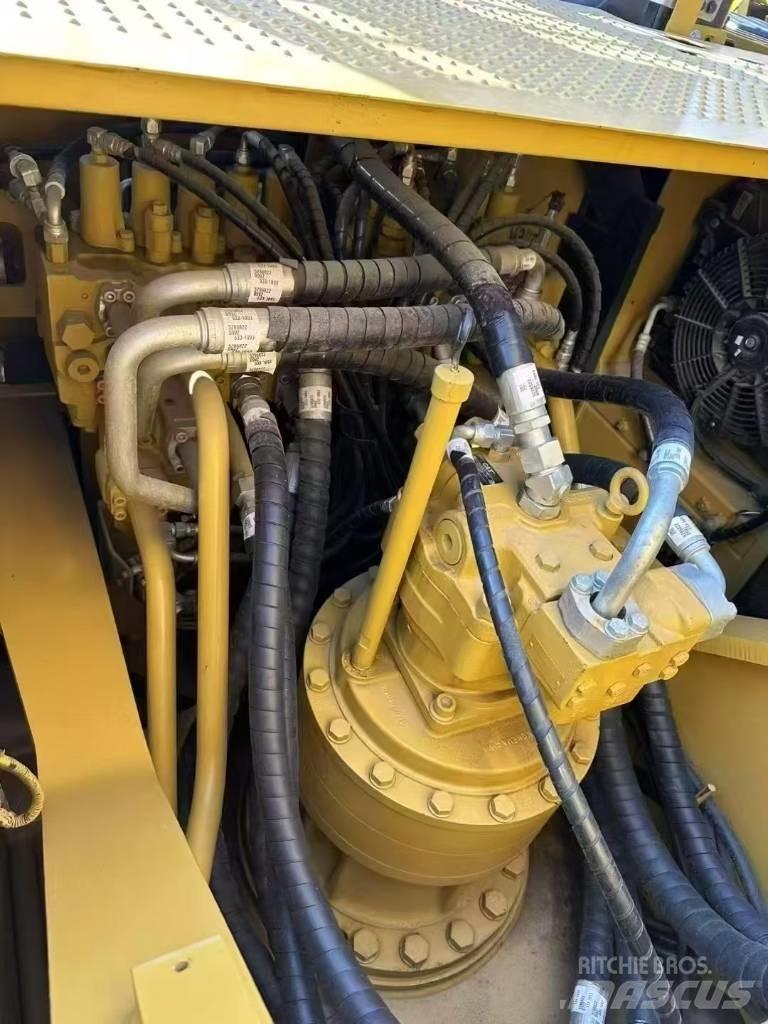 CAT 330 D2 L Telakaivukoneet