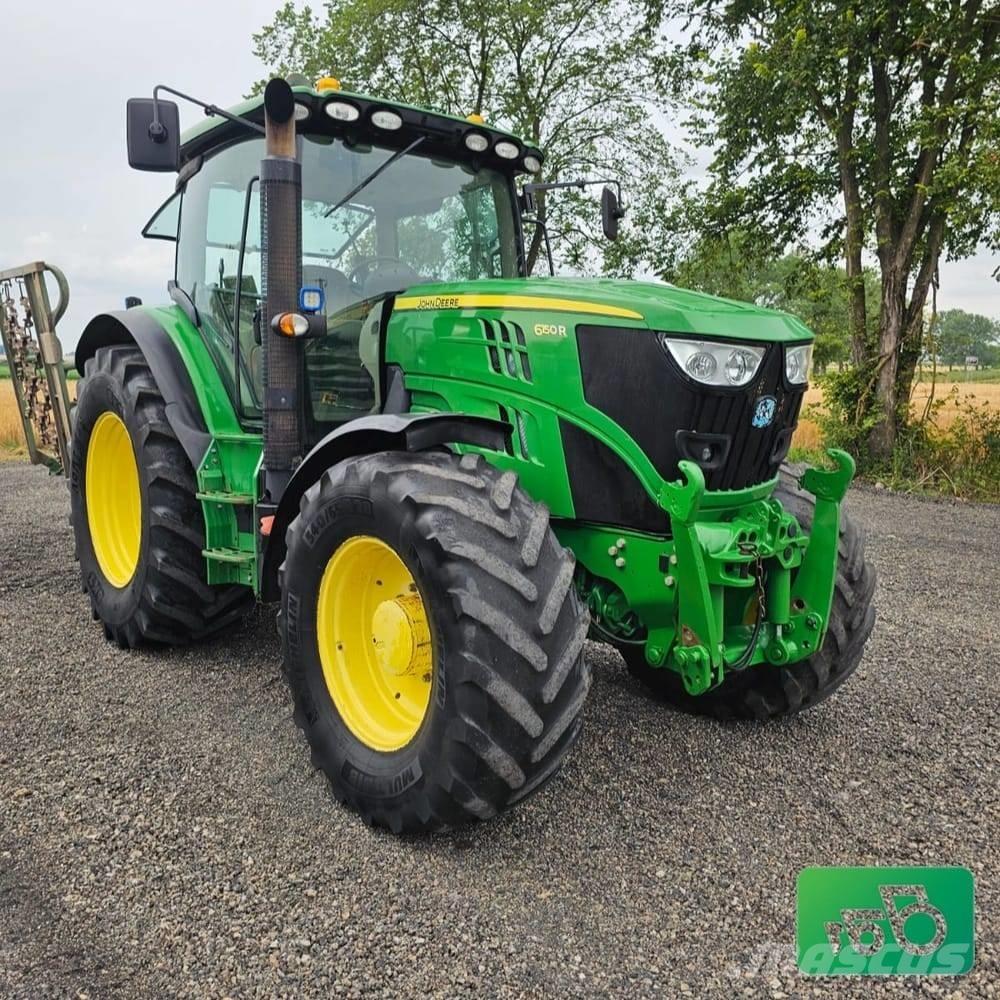John Deere 6150 R Traktorit