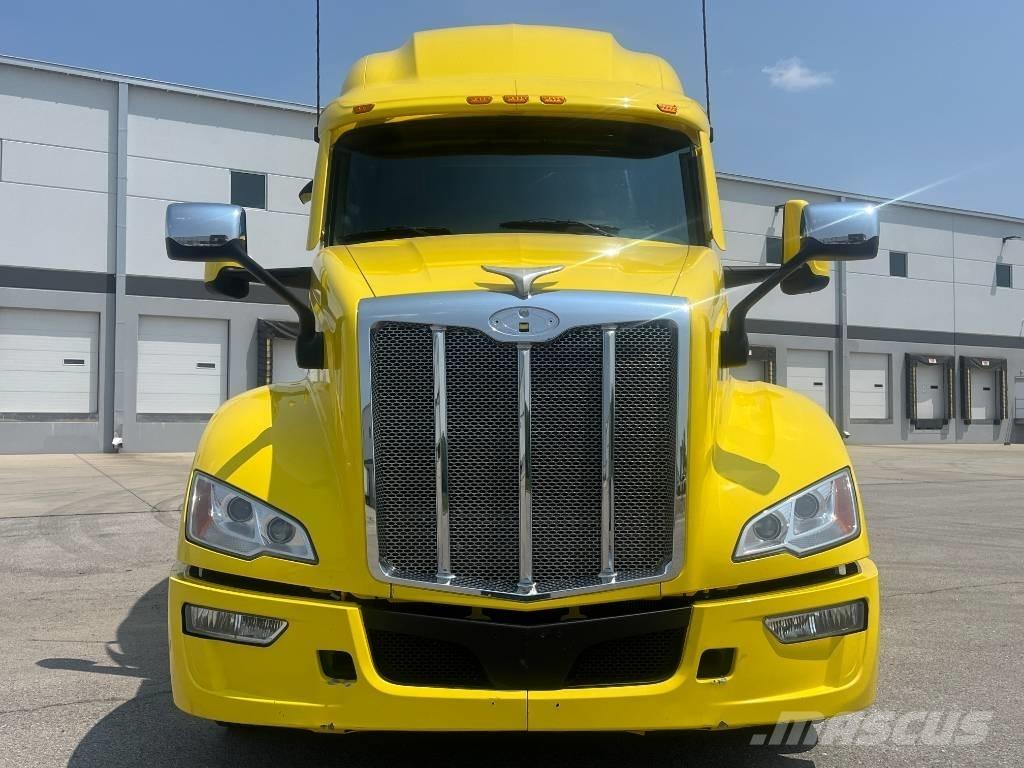 Peterbilt 579 Vetopöytäautot
