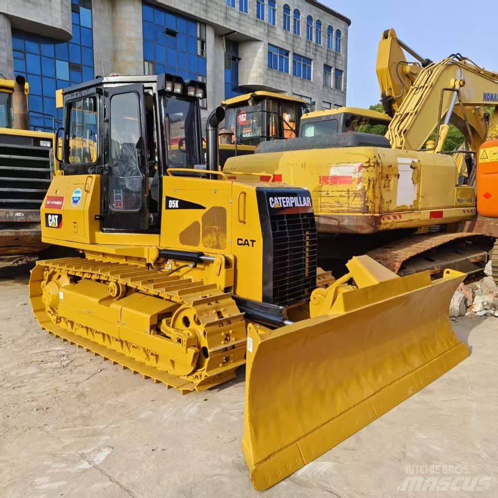 CAT D 5 K Telaketjupuskutraktorit