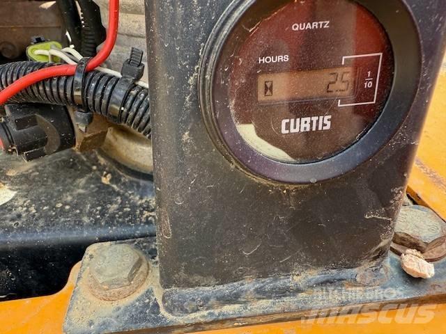Thwaites MACH 474 Minidumpperit