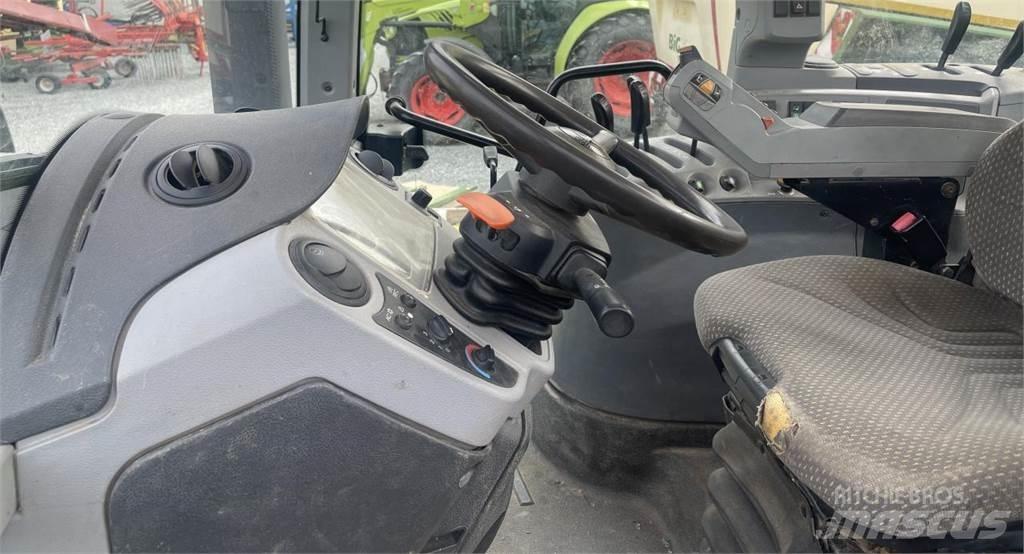 CLAAS Arion 520 Traktorit