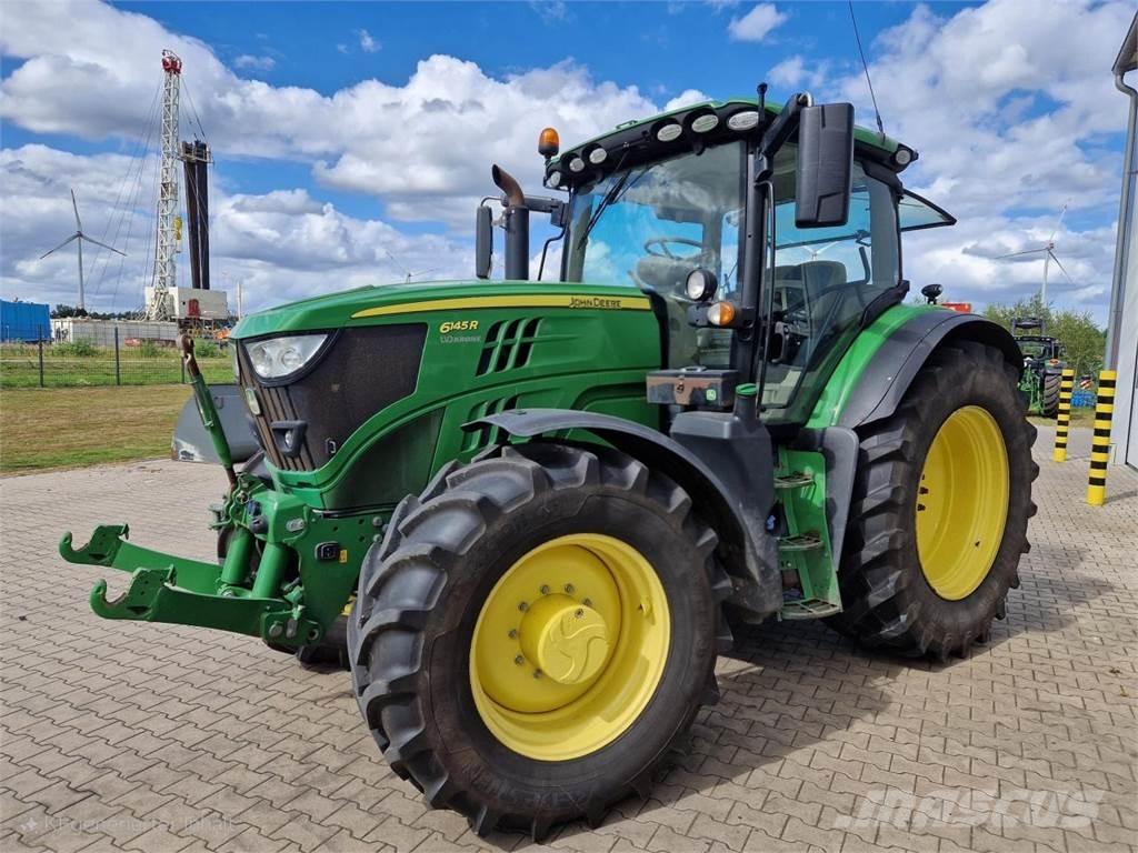 John Deere 6145R Traktorit