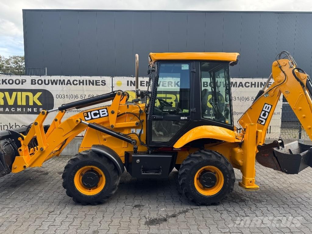 JCB 2 CX Kaivurikuormaajat