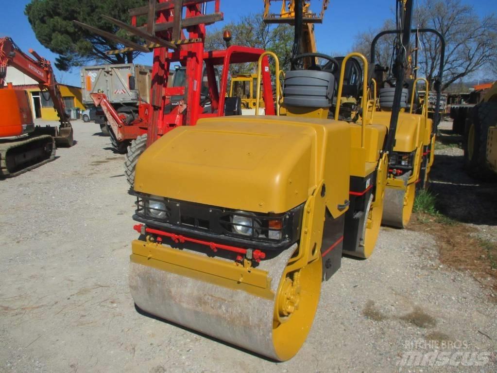 CAT CB 214 E Tandemjyrät