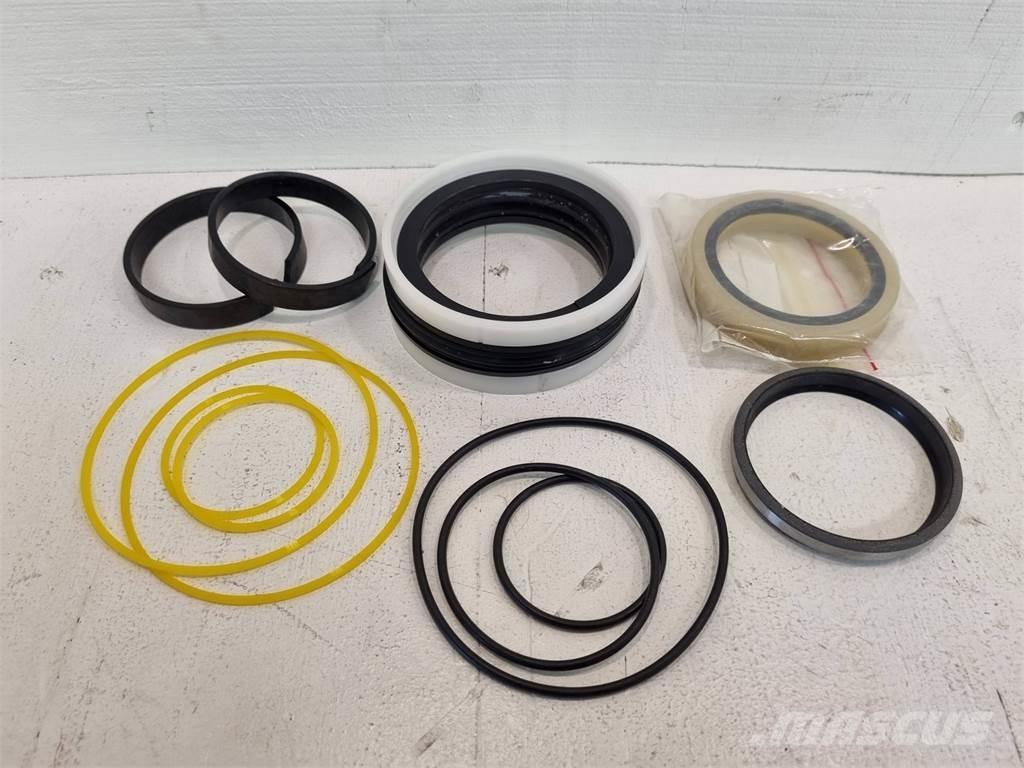  FMG/Ösa 100393 Harvesterinosturit