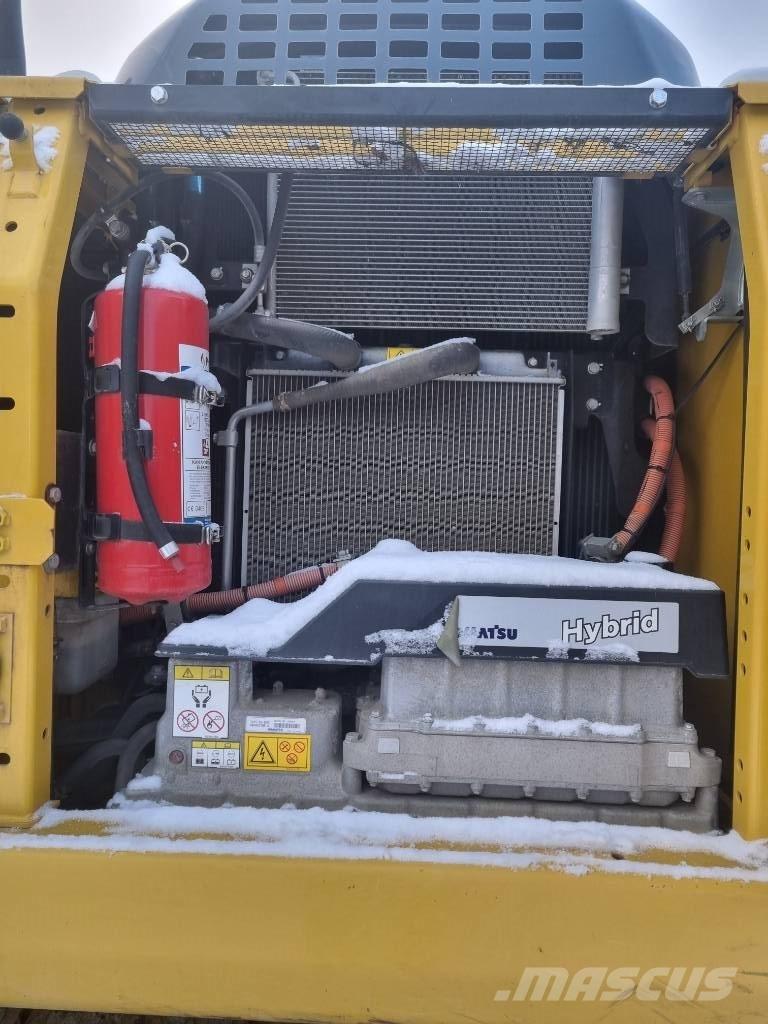 Komatsu HB 215 LC-2 Telakaivukoneet