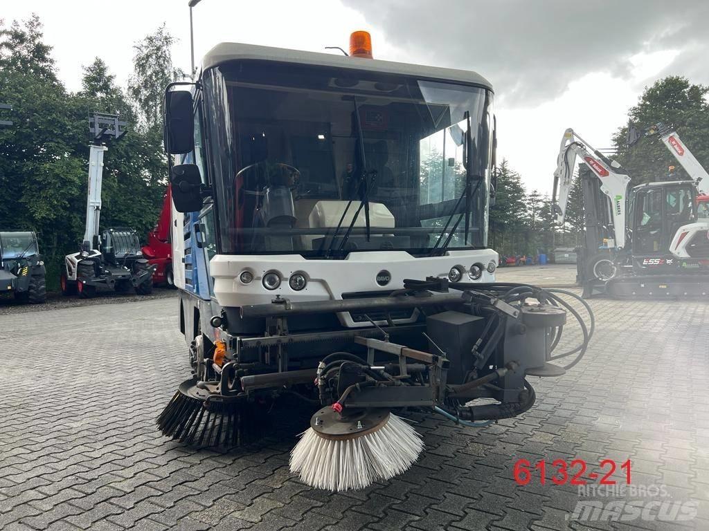 Ravo 540 Lakaisuautot