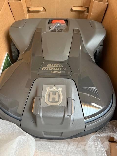 Husqvarna 430X Robottiruohonleikkurit