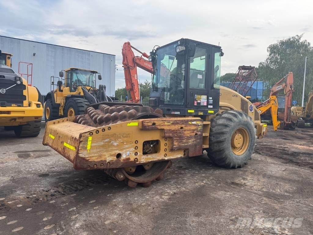 CAT CP 76 Yksivalssijyrät