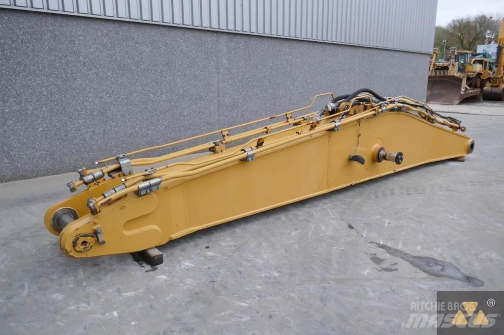 CAT 352F Boom Muut
