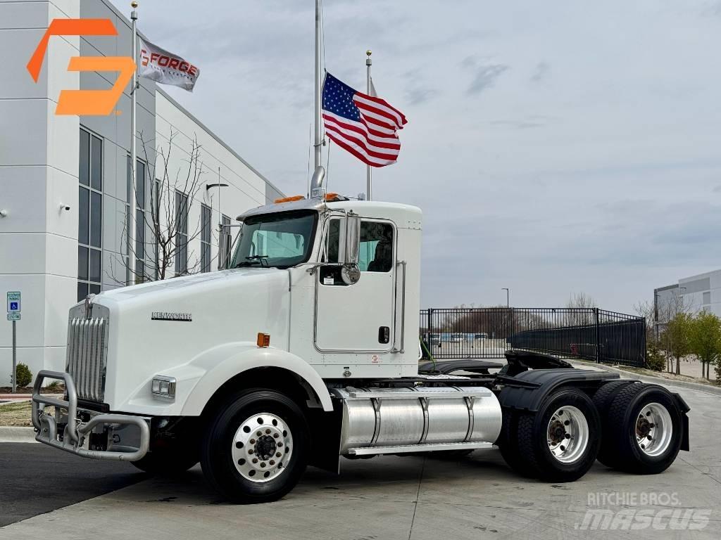 Kenworth T800 Vetopöytäautot