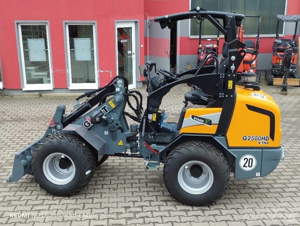 GiANT G2500 Xtra HD Liukuohjatut kuormaajat