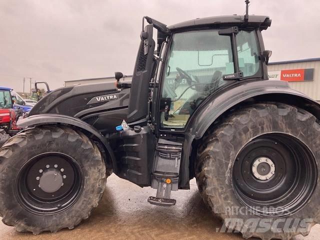 Valtra T 254 V Traktorit