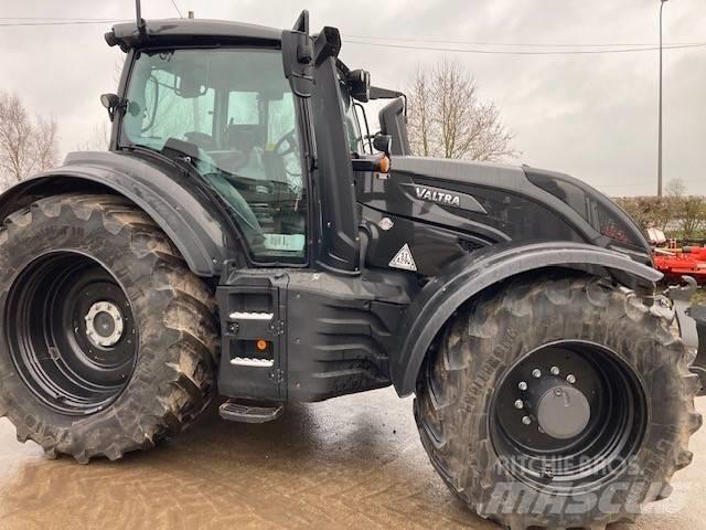 Valtra T 254 V Traktorit