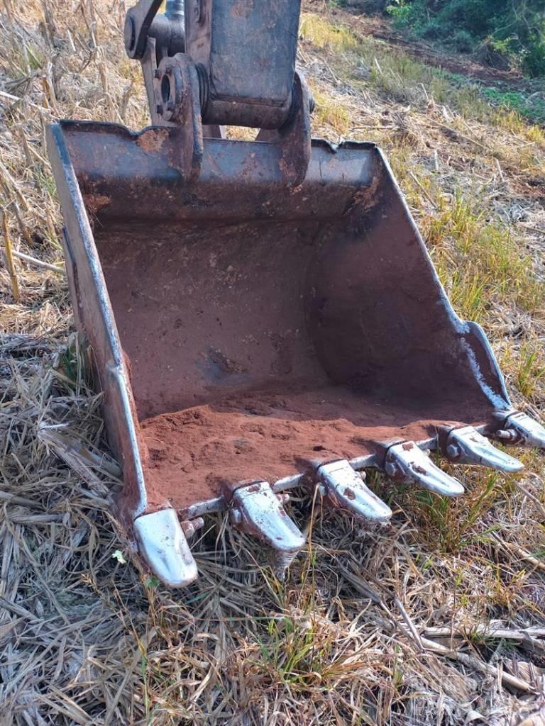 Volvo EC 200 D Telakaivukoneet