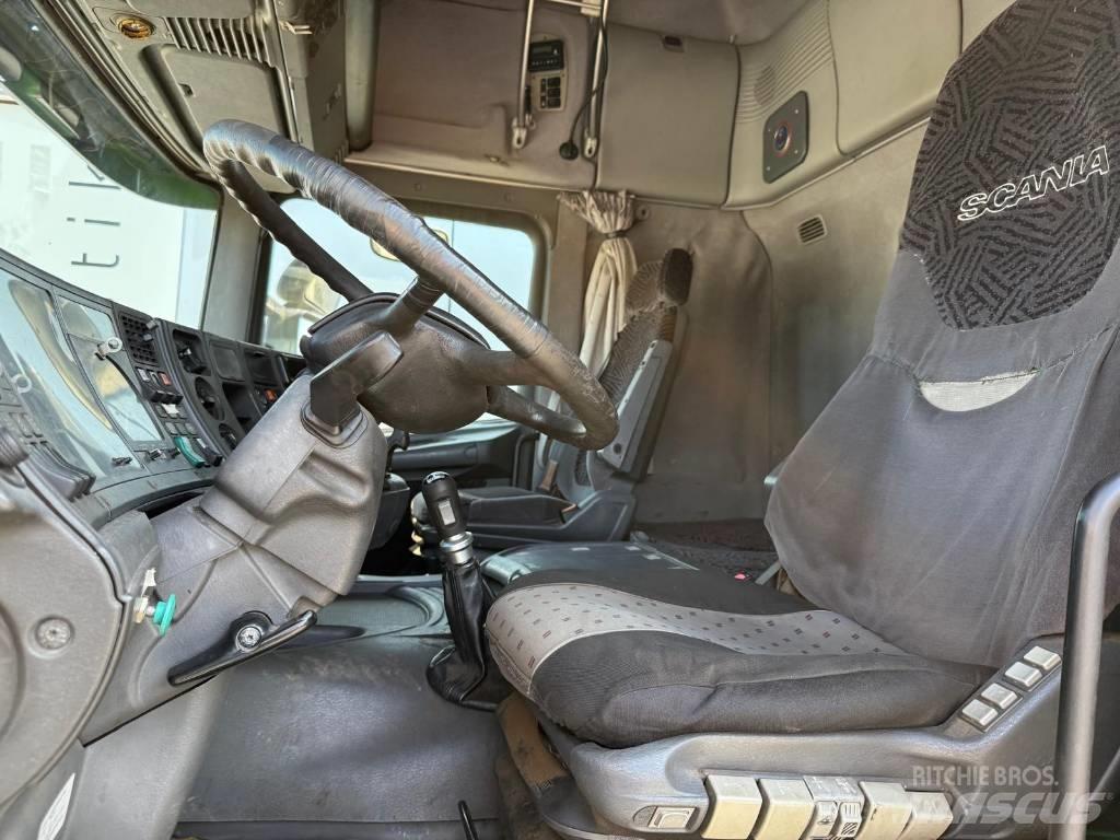 Scania 144 460 Vetopöytäautot