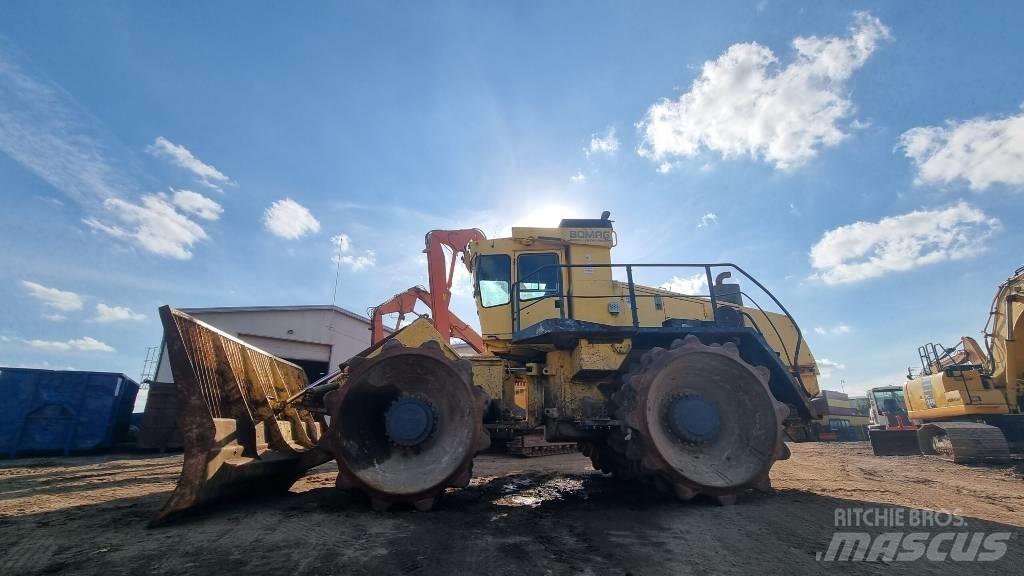 Bomag BC 972 RB-2 Kaatopaikkajyrät