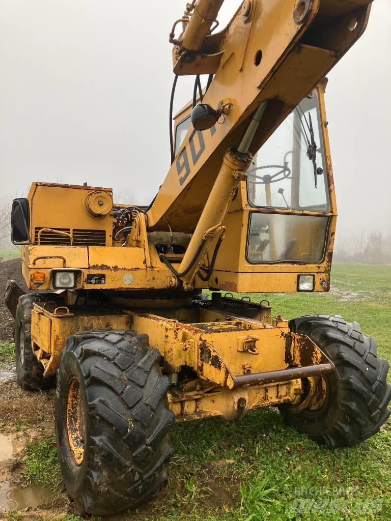Liebherr A 901 C Pyöräkaivukoneet