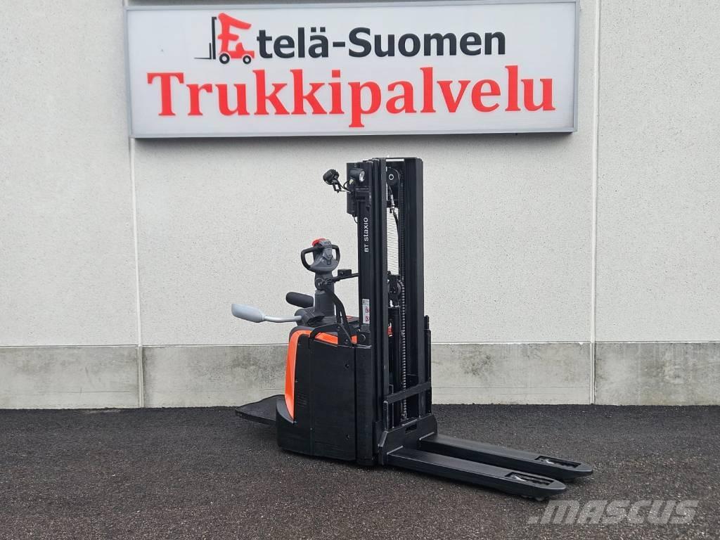 Toyota SPE120 L Ajettavat pinoamisvaunut