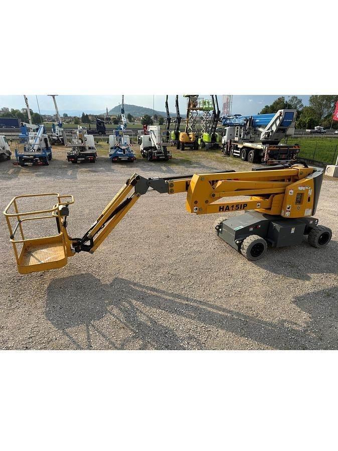 Haulotte HA15IP Nostolava-autot