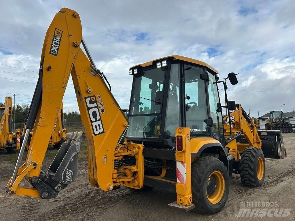 JCB 3 CX Kaivurikuormaajat