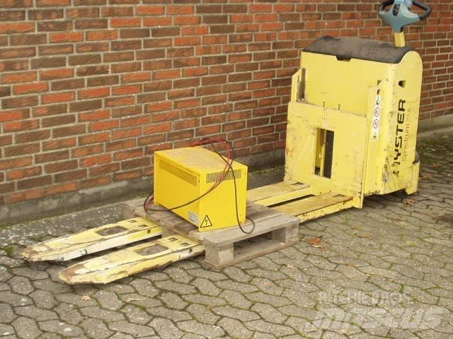 Hyster P 2.5 Lavansiirtotrukit
