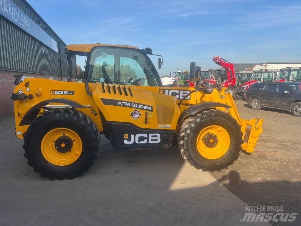 JCB 532 Maatalouskurottajat