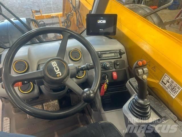 JCB 532 Maatalouskurottajat