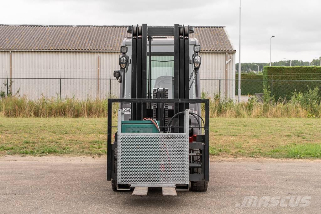 Manitou ME 450 Sähkötrukit