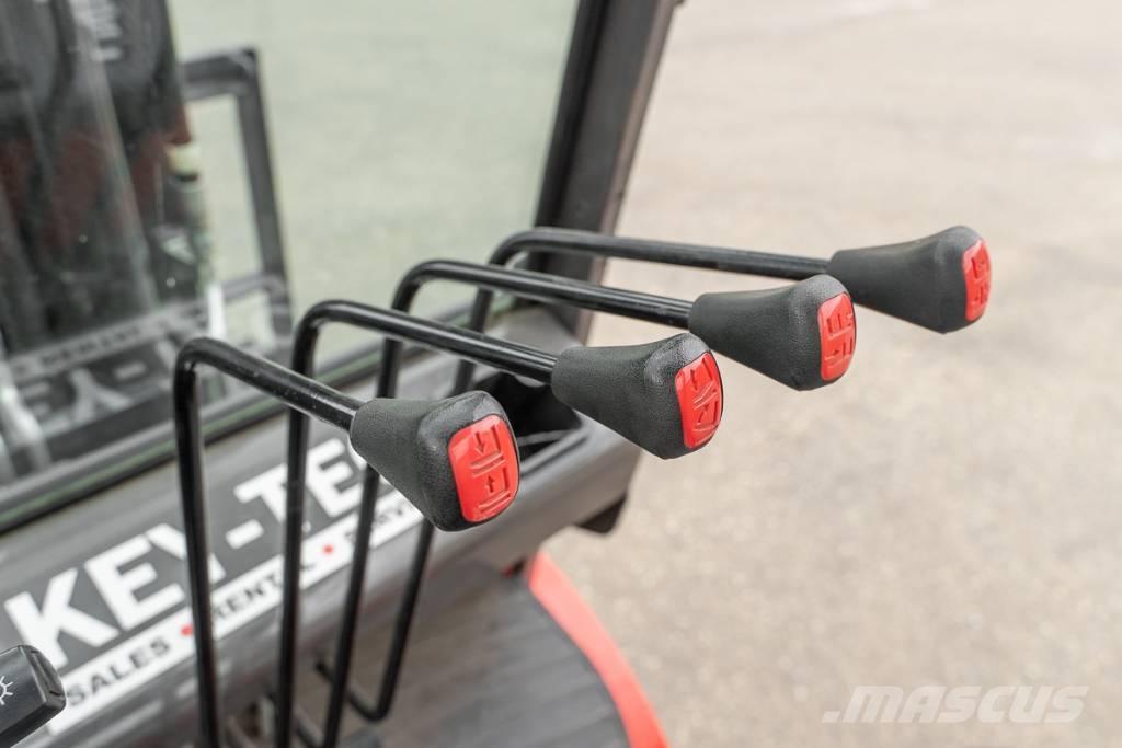 Manitou ME 450 Sähkötrukit