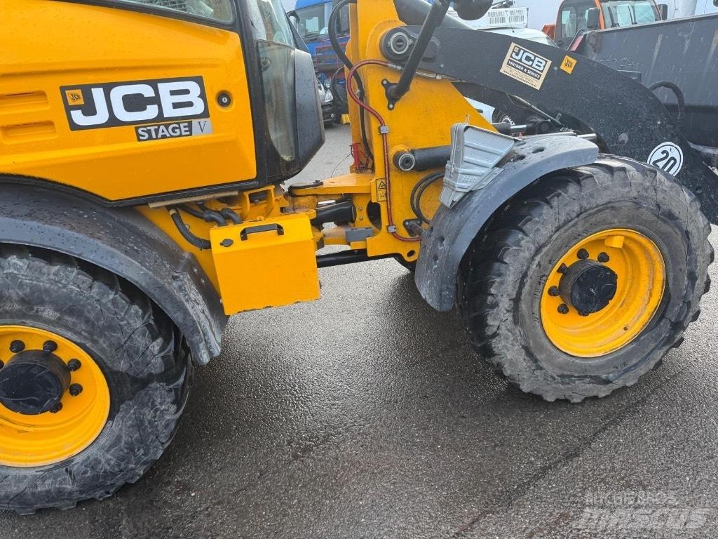 JCB 409 SV Kaivurikuormaajat