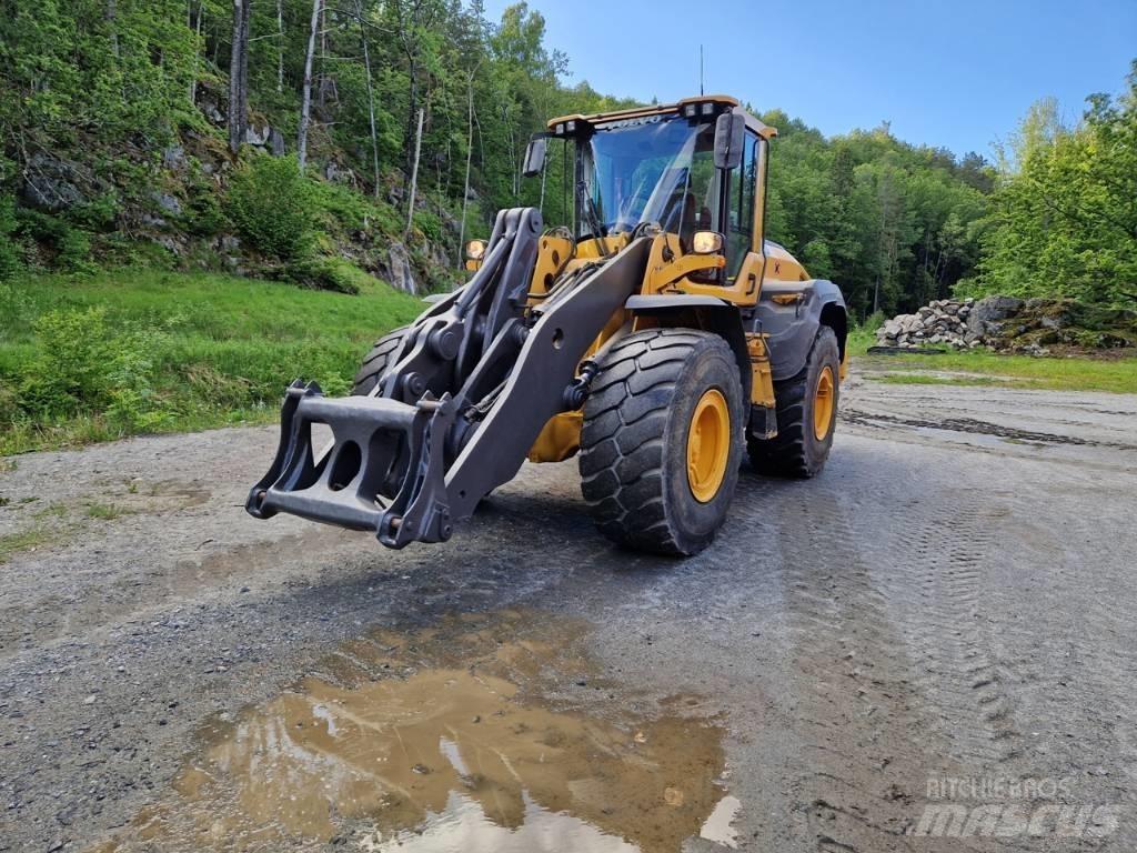 Volvo L 110 H Pyöräkuormaajat