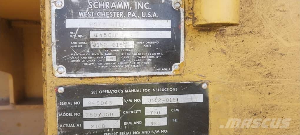  Schramm T450 RC Avolouhintaporauslaitteet