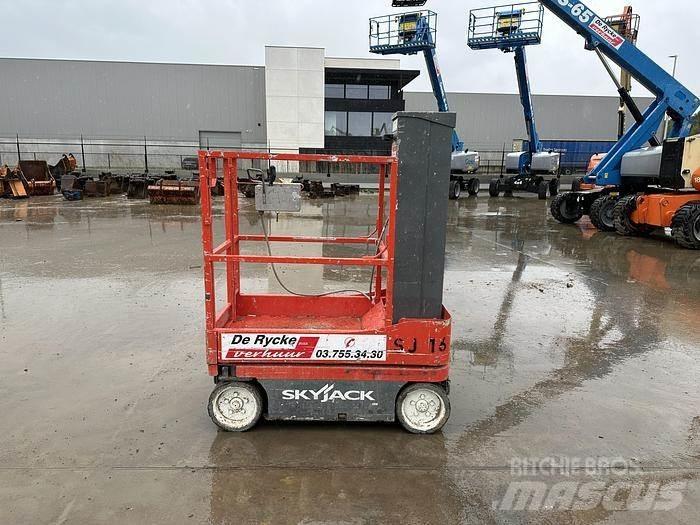 SkyJack SJ16 Saksilavat