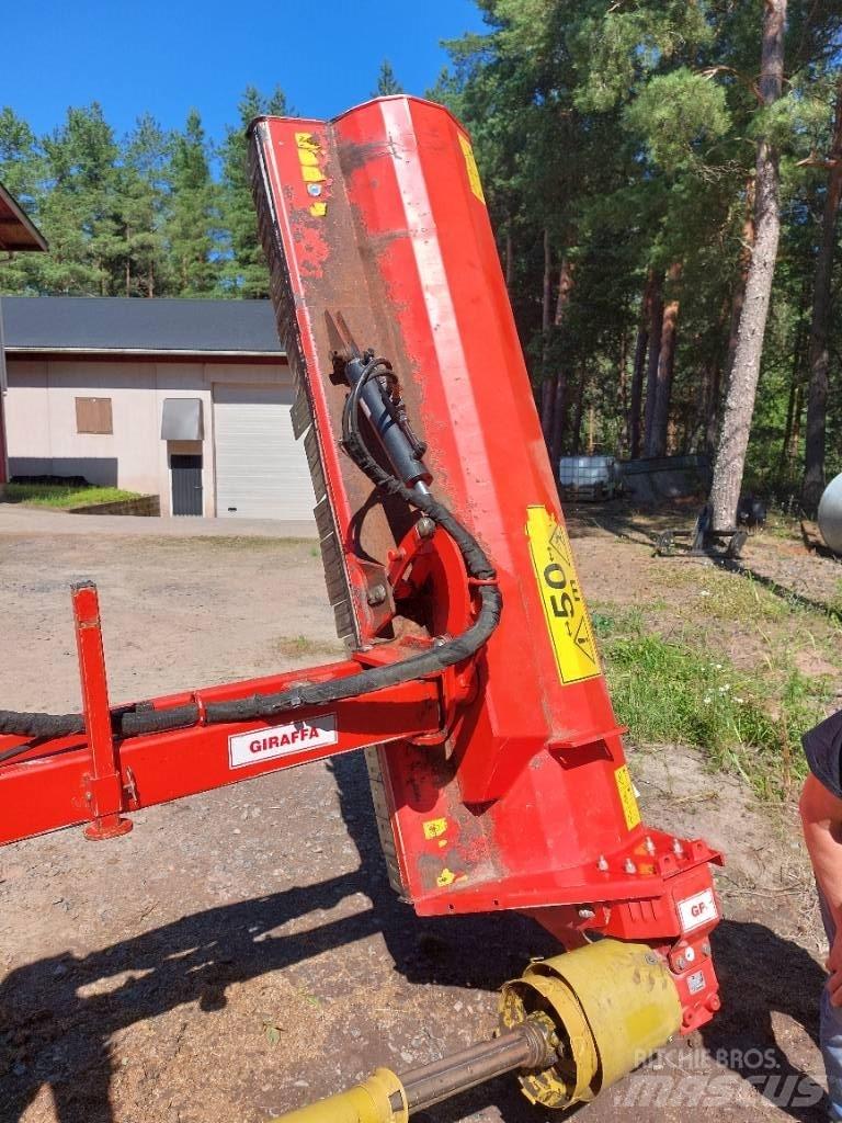 Maschio Giraffa 210 Kesantoleikkurit ja -murskaimet