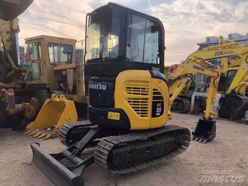 Komatsu PC35 Minikaivukoneet < 7t