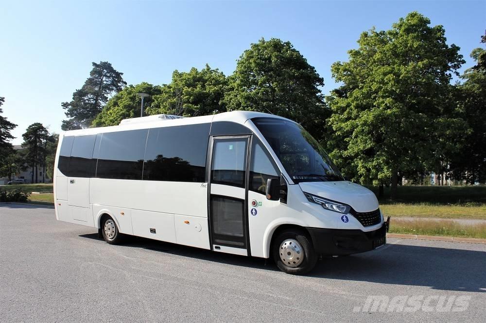 Iveco Rosero First Koulubussit