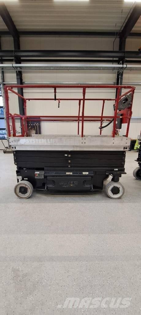 JLG 3246 ES Saksilavat