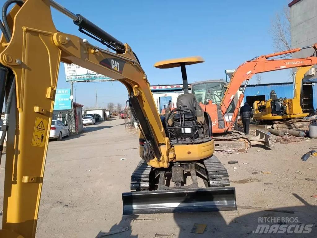 CAT 303 CR Minikaivukoneet < 7t