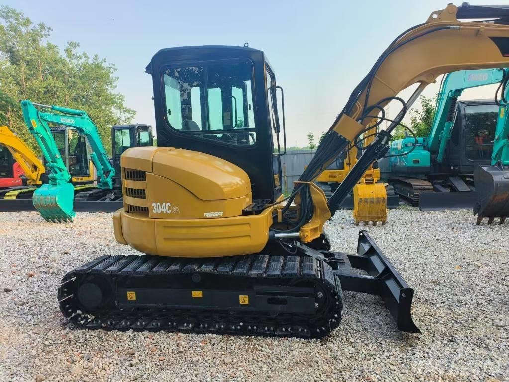 CAT 304 CR Minikaivukoneet < 7t