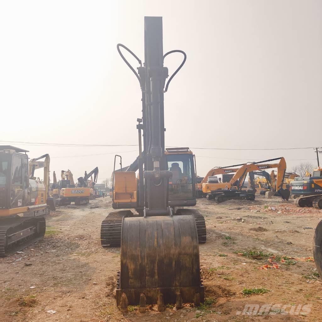 Hyundai R220LC-9S Telakaivukoneet