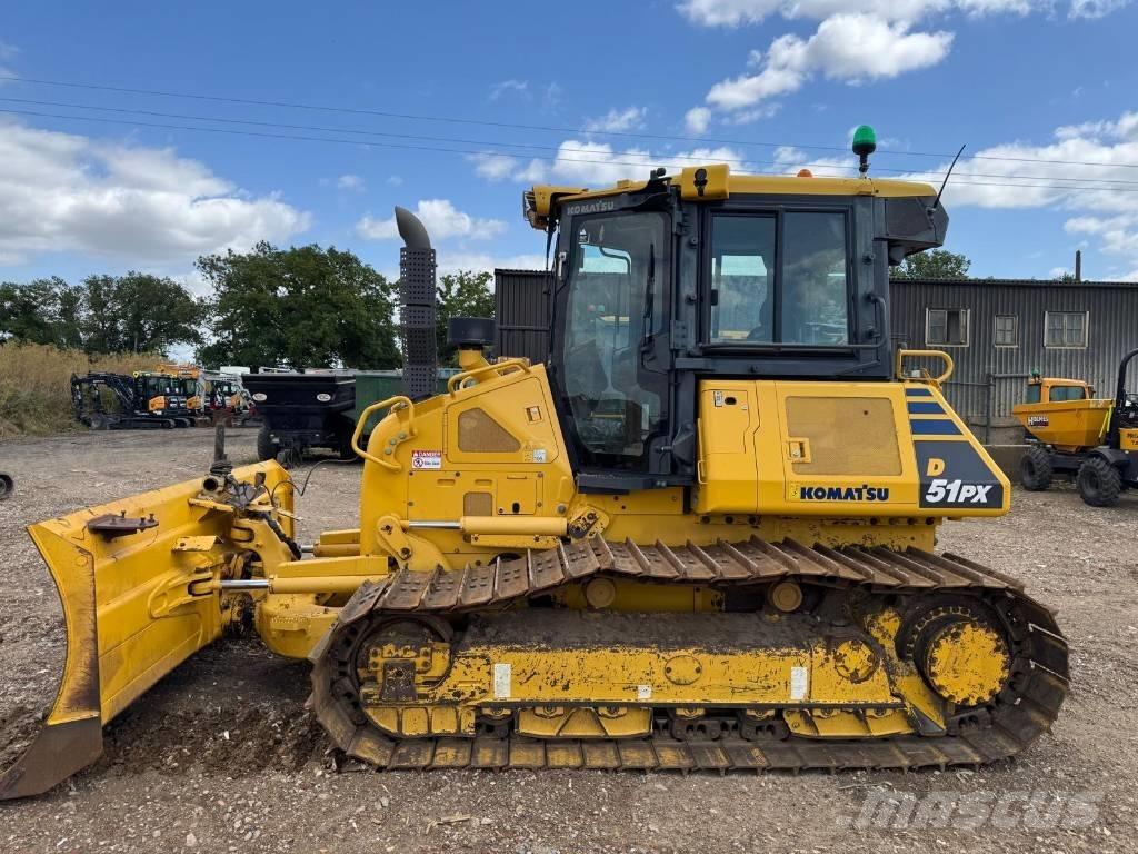 Komatsu D51PX-24 Telaketjupuskutraktorit