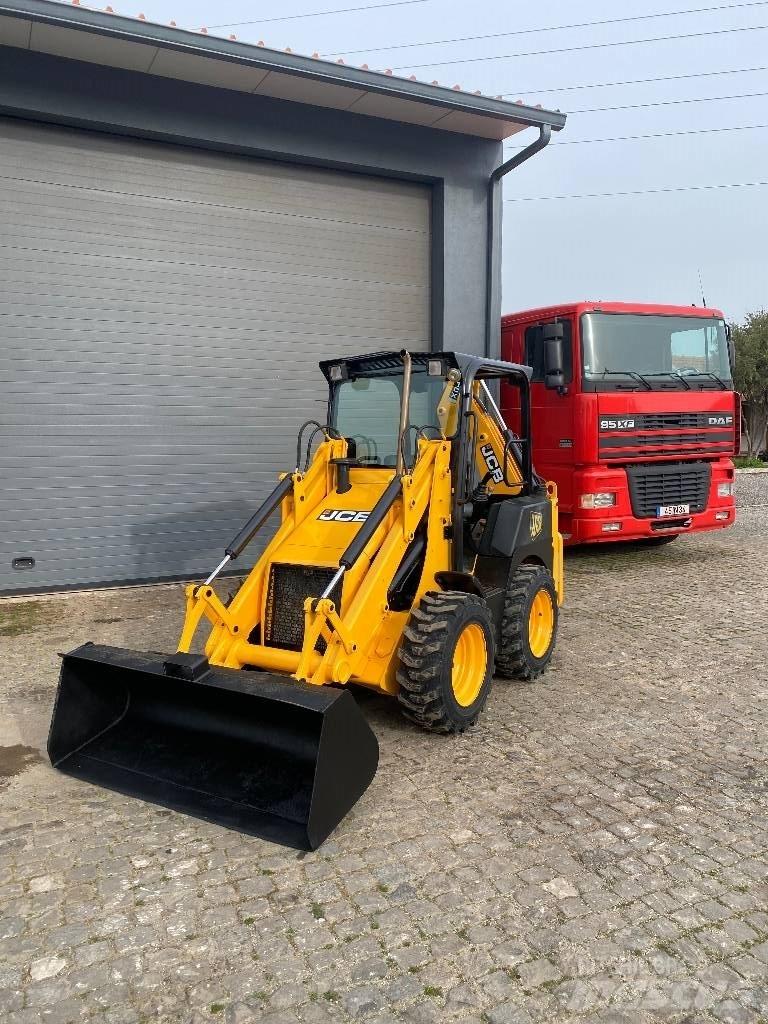 JCB 1 CX Kaivurikuormaajat