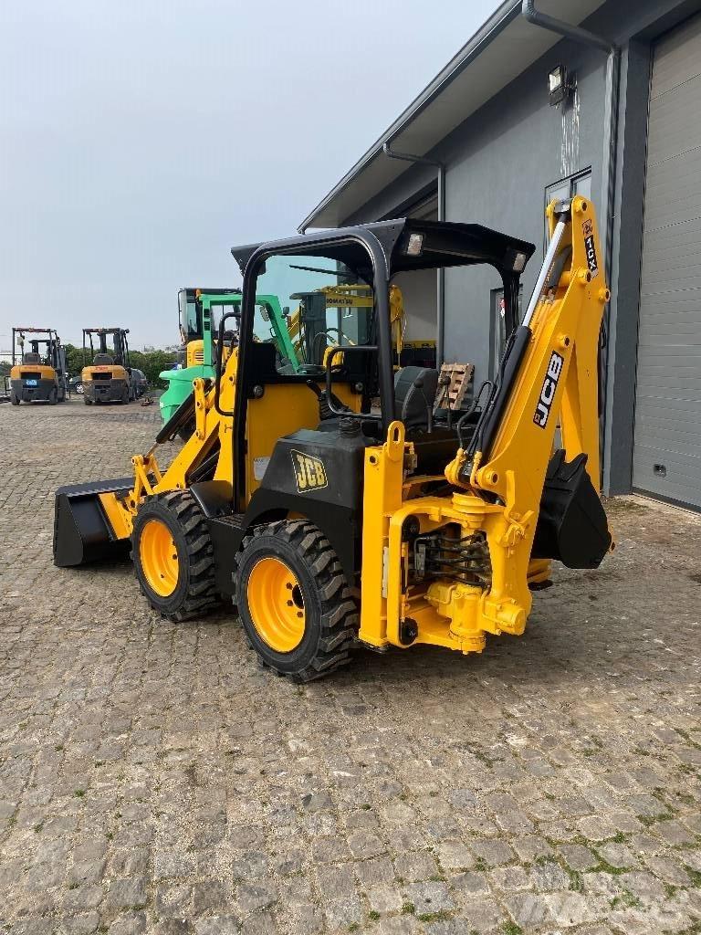 JCB 1 CX Kaivurikuormaajat