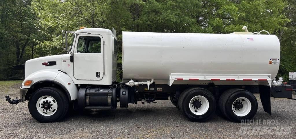 Peterbilt 348 Vesisäiliöautot